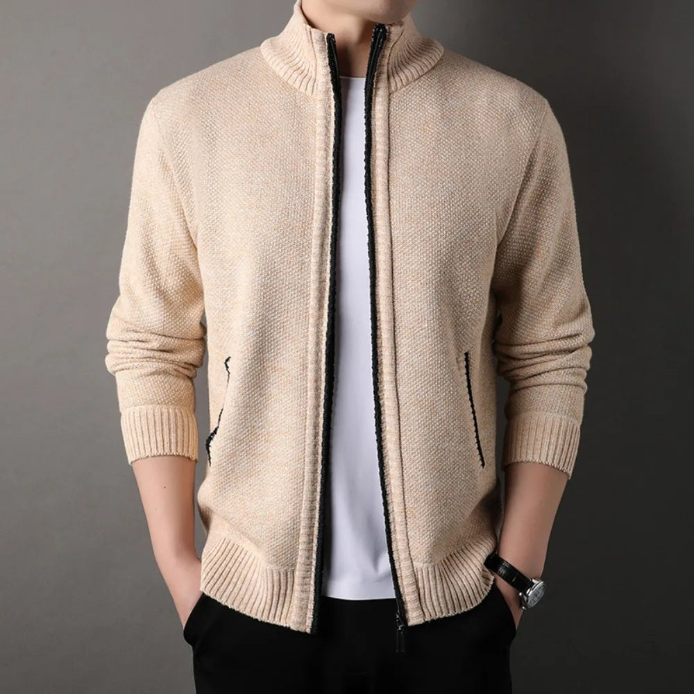 stielvolle Strickjacke
